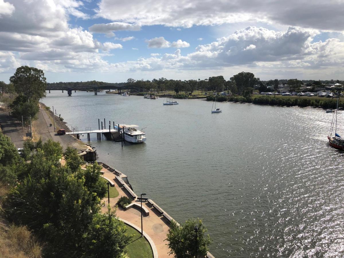 Burnett Riverside Hotel Bundaberg Kültér fotó